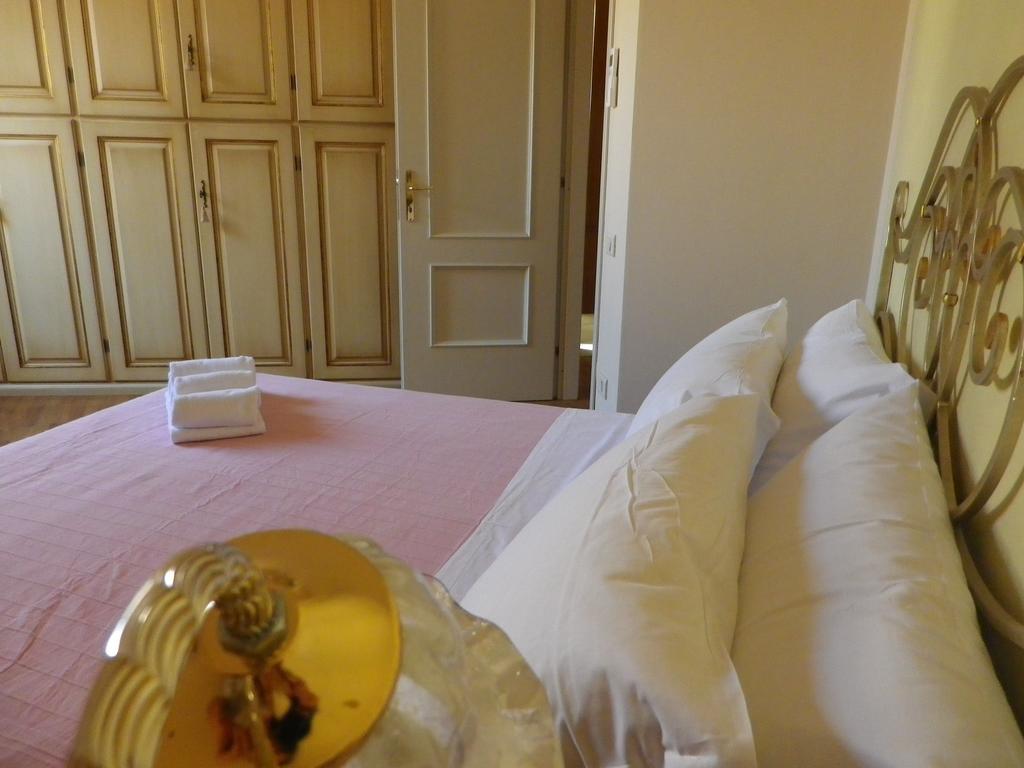 La Terrazza Apartment Lucca Bilik gambar